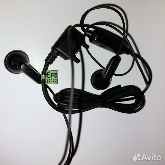 Запчасти Sony Ericsson usb и гарнитура