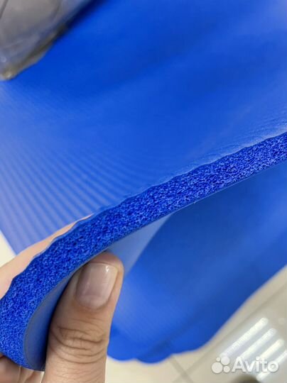 Коврик для йоги и фитнеса