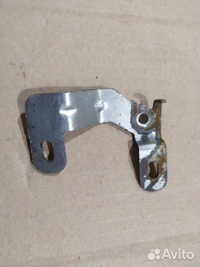 Кронштейн Nissan Terrano F4R 2021