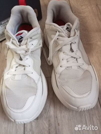 Кроссовки Demix