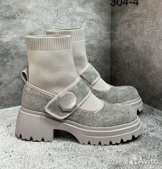 Женская обувь