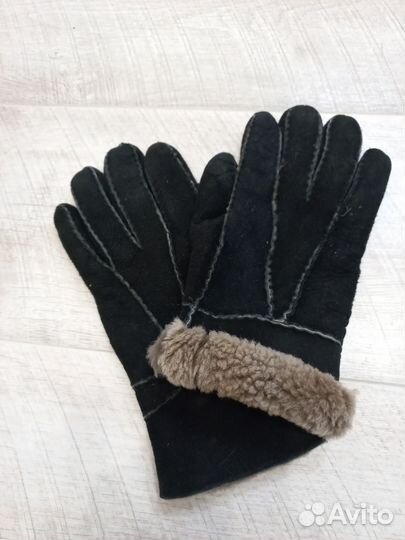 Перчатки