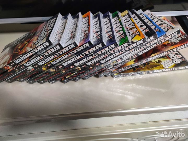 Манга Атака титанов