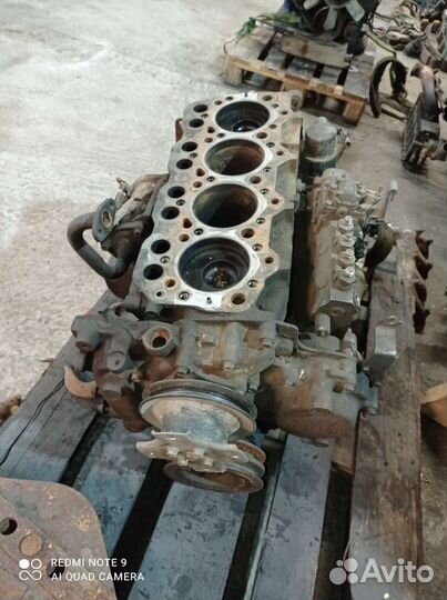 Двигатель 4D31 в разборе