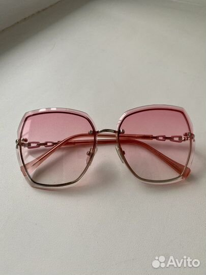 Солнцезащитные очки женские розовые