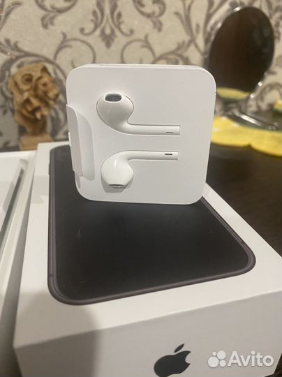 Наушники проводные от iPhone 11 новые (оригинал)