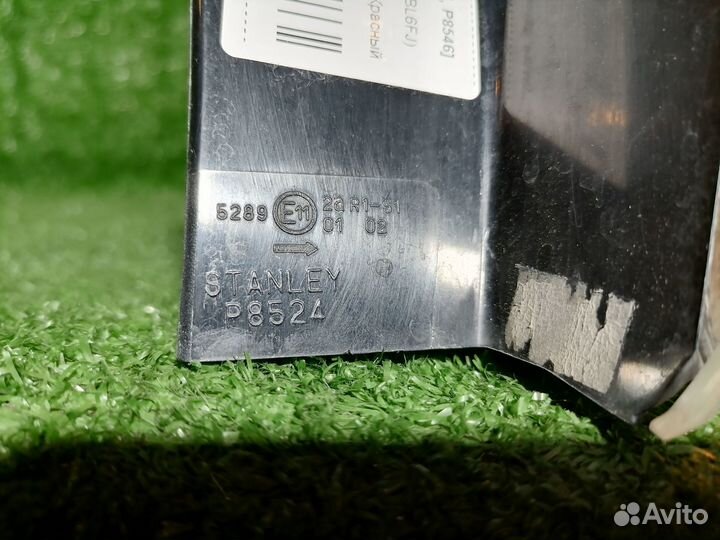 Фонарь (стоп сигнал) правый P8524 Mazda Axela BL6F