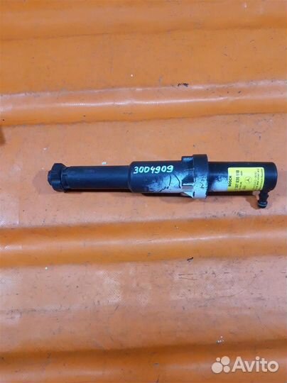 Форсунка омывателя фары Mercedes W220 S500