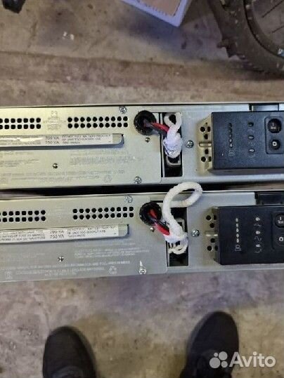 APC Smart-UPS 750VA USB RM 2U 230V SUA750RMI2U