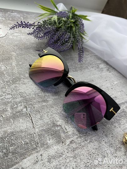 Солнцезащитные очки