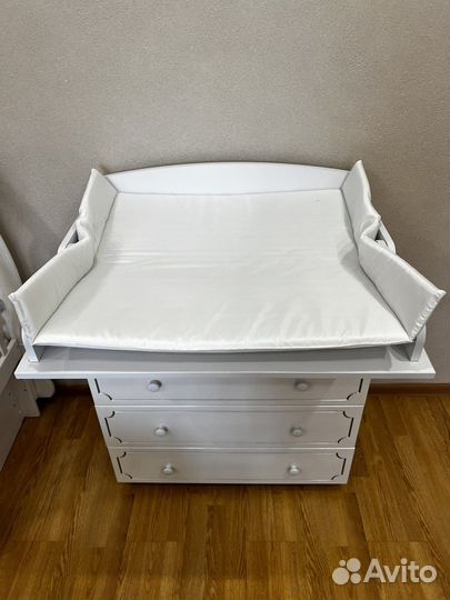 Комод с пеленатором