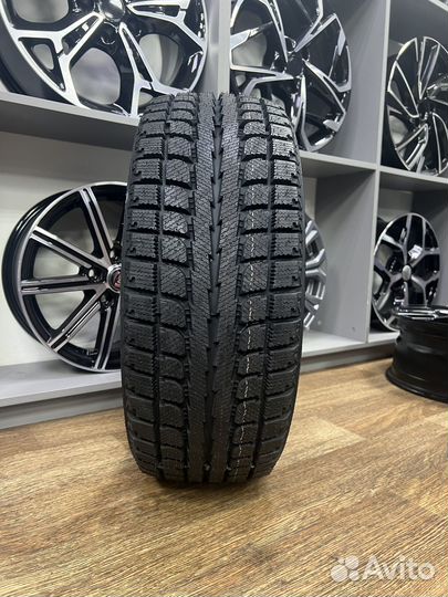 Antares Grip 20 195/60 R16 89H