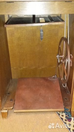 Швейная машинка ножная Kohler (Кёхлер ) Zick Zack