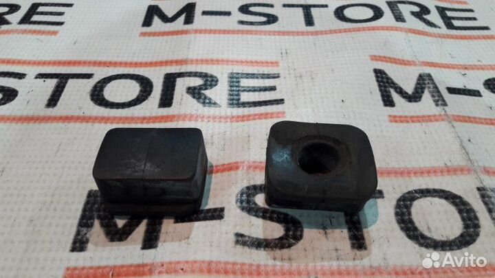 Крепление радиатора Audi A4 B7/8E BFB 2006