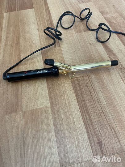 Плойка для завивки и утюжок для выпрямления волос