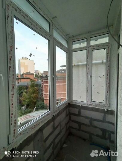 Пластиковые окна двери лоджии