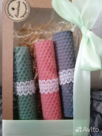 Свечи из вощины скатаны в ручную