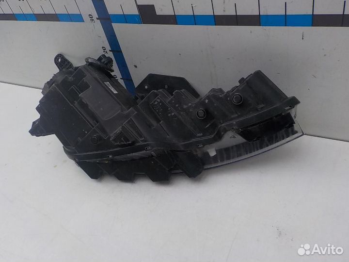 Фара левая Hyundai Avante