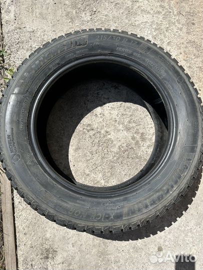 Michelin X-Ice North 4 215/60 R17