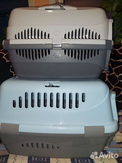 Переноска для кошек и собак