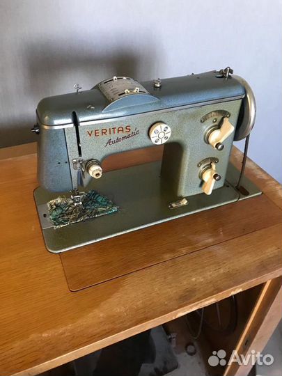 Швейная машина Veritas