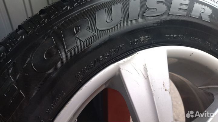 Bridgestone Ice Cruiser 7000 255/65 R17