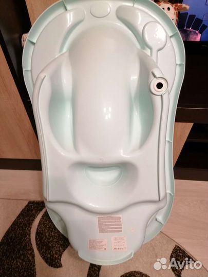 Ванночка для купания с горкой