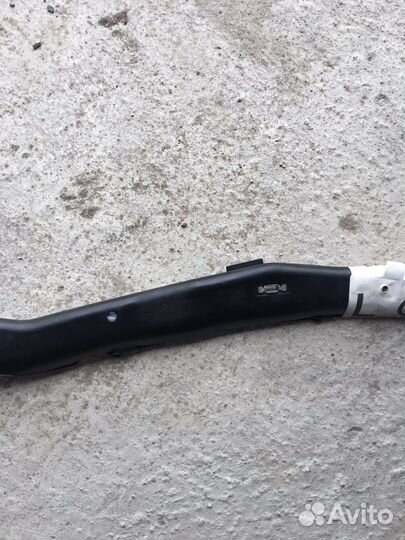 Шторка боковая левая Volkswagen Phaeton (1827)