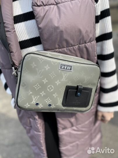 Сумка louis vuitton alpha