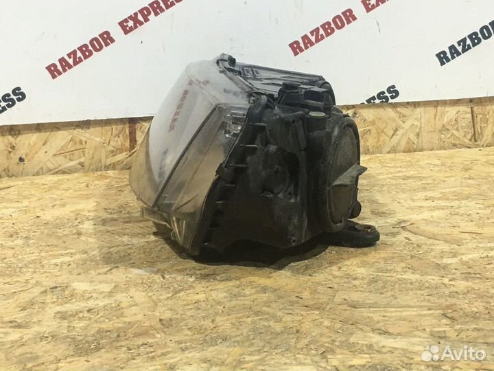 Фара левая Skoda Octavia A7