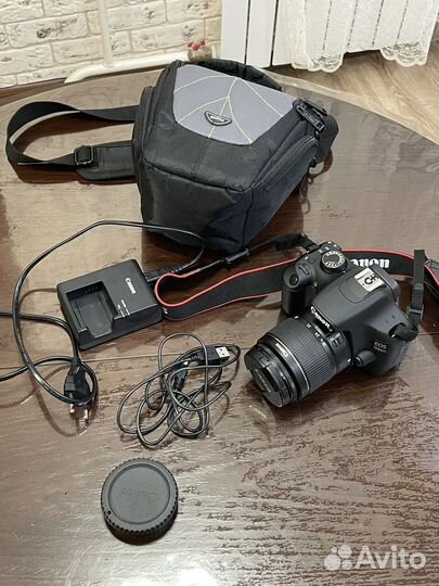 Зеркальный фотоаппарат