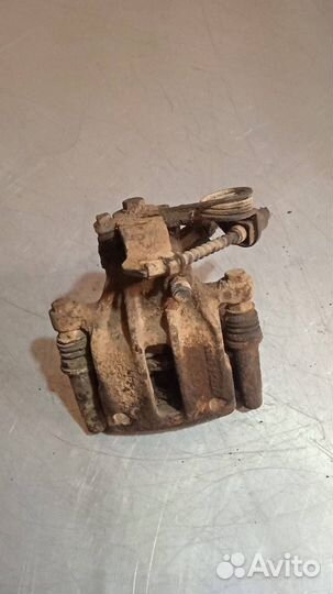 Суппорт тормозной задний правый Audi A4 B5 1996