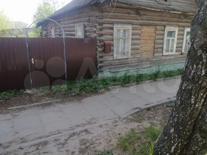 Дом 27 м² на участке 3 сот.