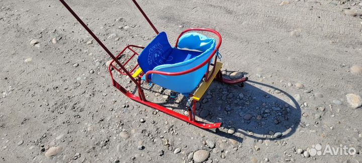 Санки на колёсиках