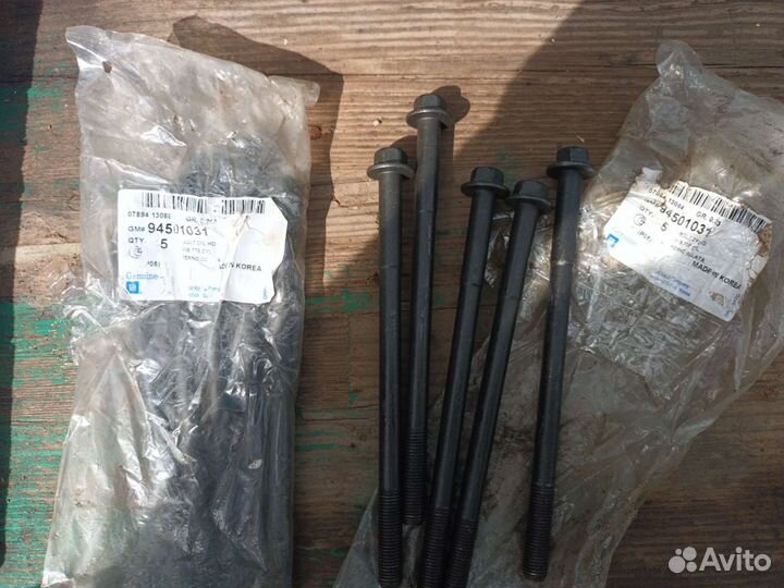 Болт гбц Nexia, Lacetti 1.4-1.6, Aveo 1.4 03- DOH