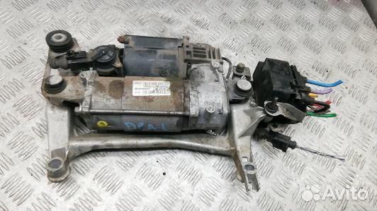 Компрессор пневмоподвески audi Q7 (DEA01QN01)