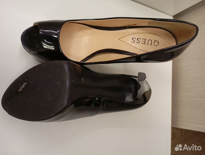 Туфли женские 38 размер guess