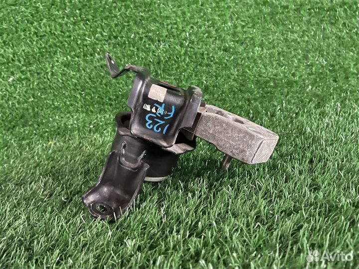 Подушка двигателя передняя правая Toyota Corolla