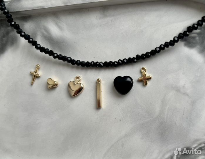 Чокер из хрусталя фурнитура мед. золото