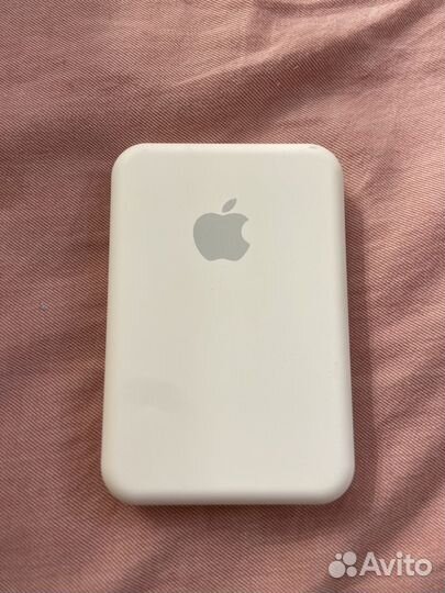 Magsafe battery pack