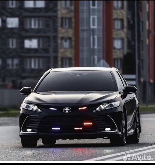 Стробоскоп в решетку радиатора