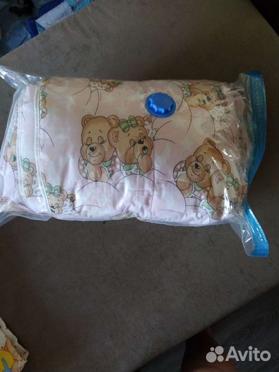 Бортики в кроватку