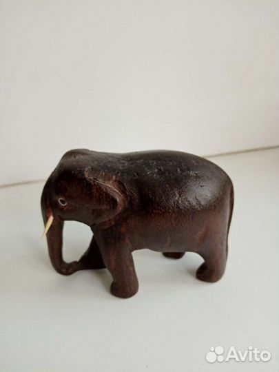 Слон из массива палисандр Индия