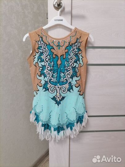 Костюм для фигурного катания