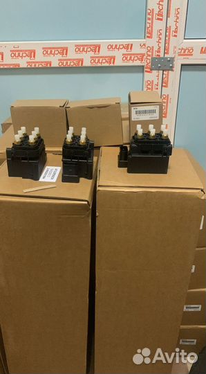 Блок клапанов Mercedes W251