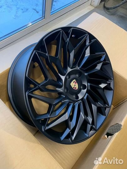 Диски для на Порше Porsche Cayenne 3 / Coupe R21