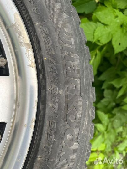 R17 Hankook I'Pike RW11 225/60, PCD 5x100 DIA 52