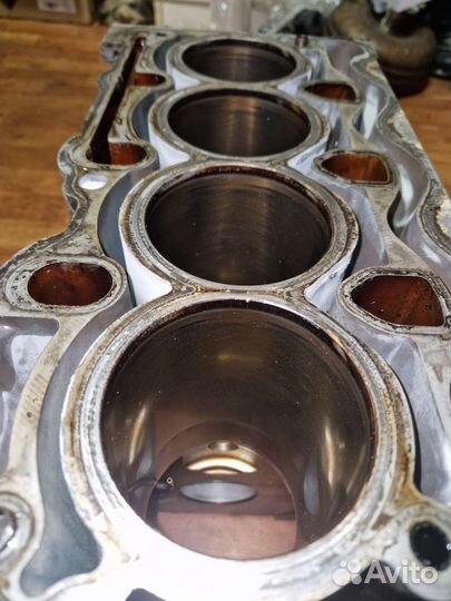 Bmw e90 N46B20 BD блок цилиндров блок двигателя