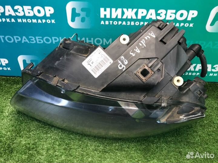 Фара передняя левая Audi A3 8P 2003-2013