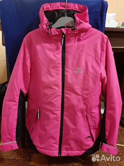 Куртка для девочки 140 (для занятия спортом)
